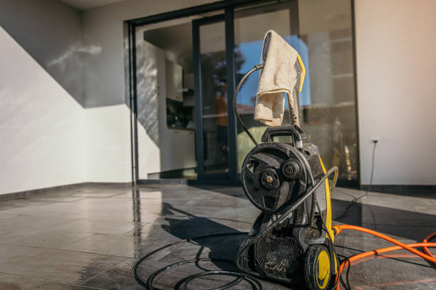 Animal Enclosure Cleaning in Salado, TX
